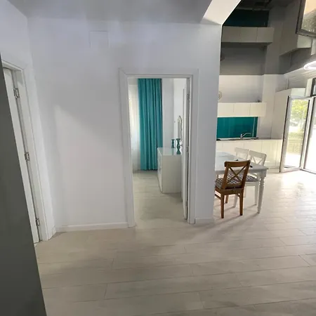 Iulia Apartment Navodari